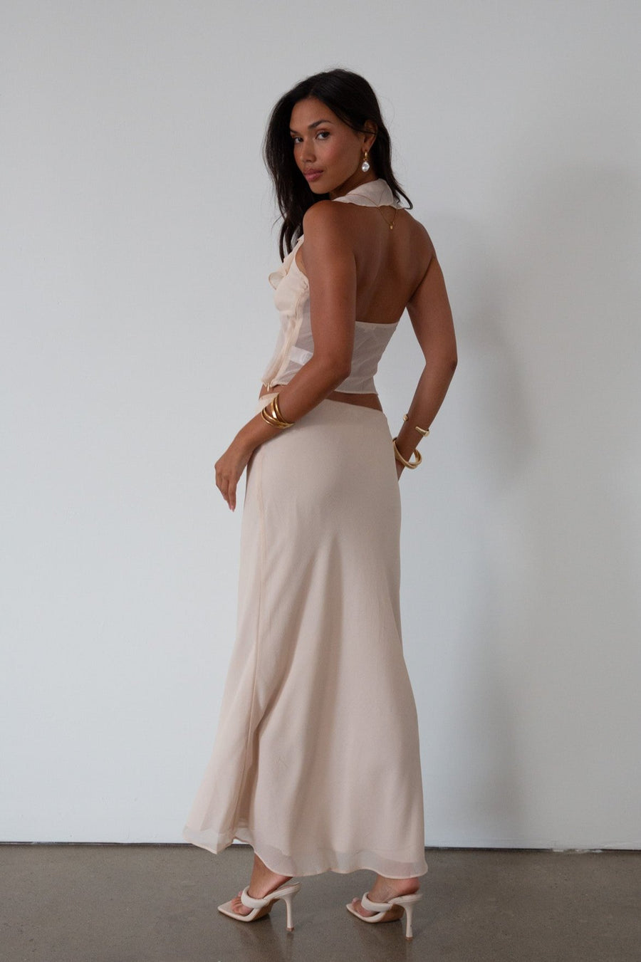 Chiffon maxi skirt. Elastic waist. Fully lined. nude maxi skirt. simple maxi skirt. dressed up maxi skirt