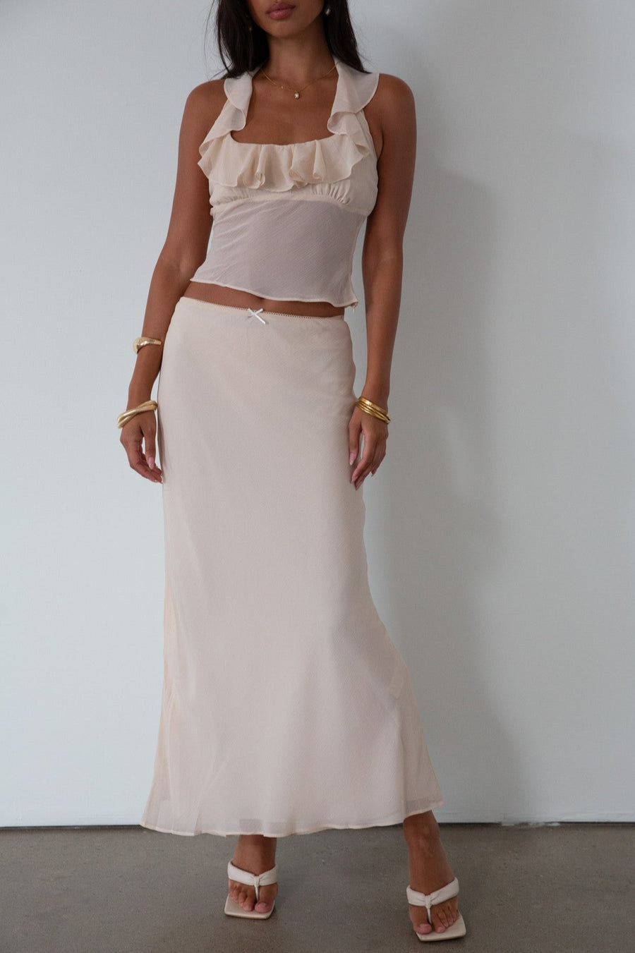 Chiffon maxi skirt. Elastic waist. Fully lined. nude maxi skirt. simple maxi skirt. dressed up maxi skirt