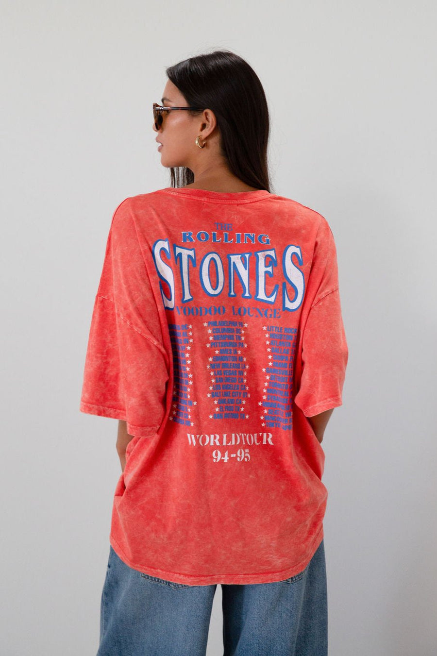 Graphic printed acid wash knit oversized tee. Crewneck. Short sleeves. rolling stones graphic tee