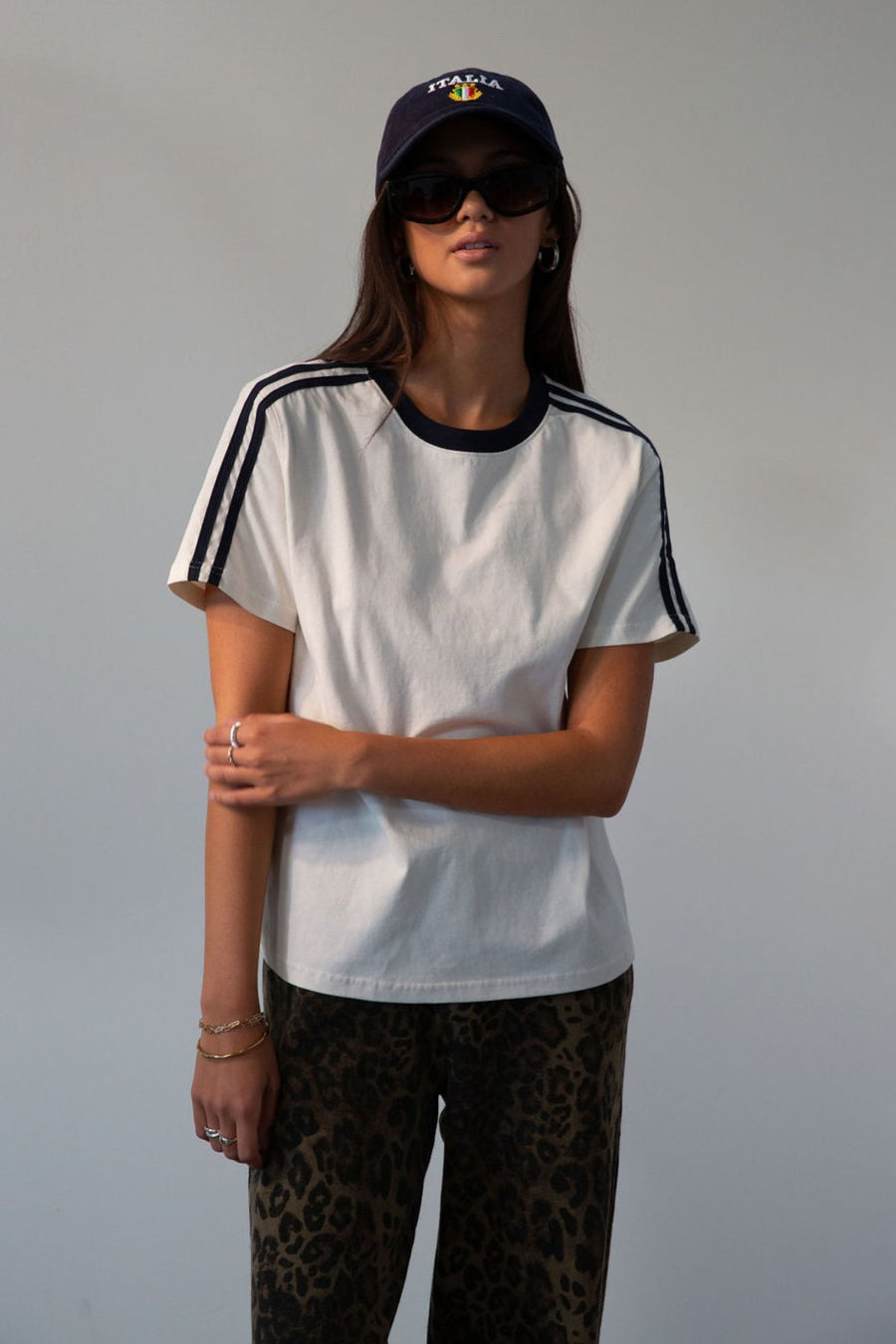 Knit tee. Crewneck. Striped short sleeves. Unlined. basic tee. white basic tee. fall outfit. 