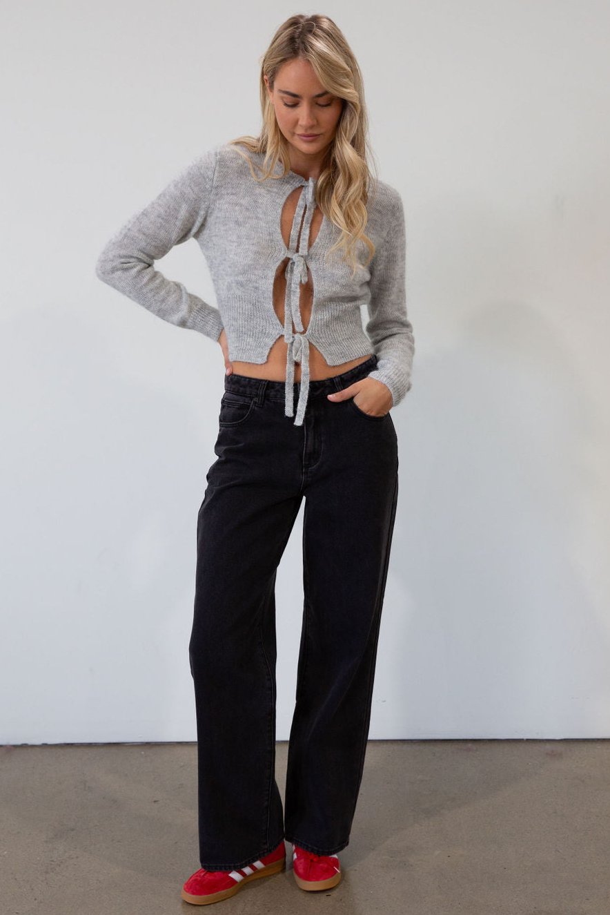 Fuzzy crochet knit sweater. Front tie closures. Long sleeves. Unlined. grey sweater. grey fall sweater. tie front sweater. fall outfit