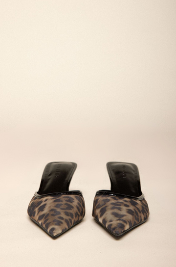 Leopard printed mesh heel
Low kicked-in stiletto heel
Closed pointed toe
Open heel counter
Slip on
Heel height: 2.5"
Synthetic