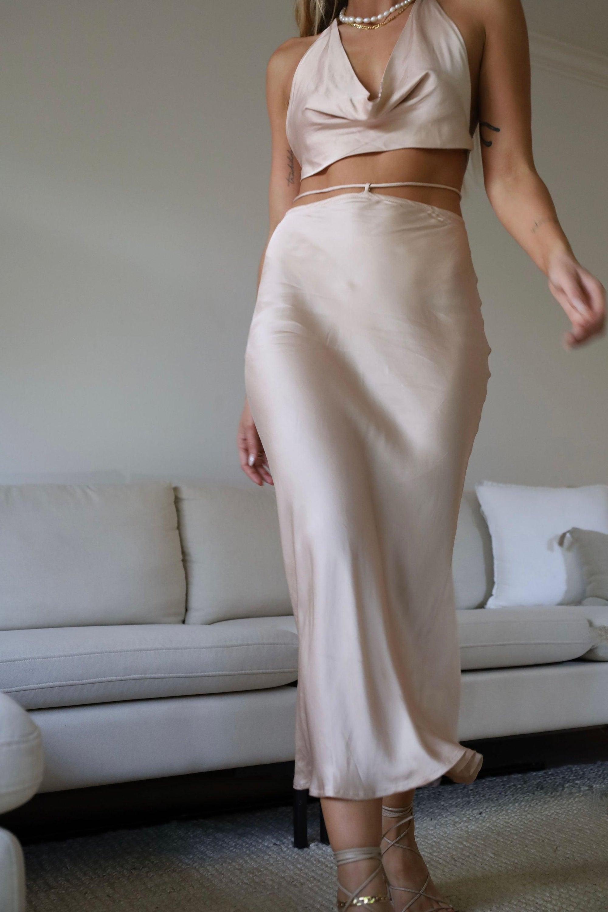 Dinner Plans Midi Skirt - FINAL SALE - SHOPLUNAB
