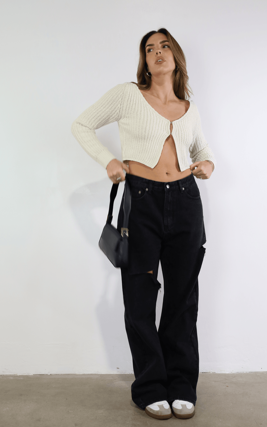 Girl Talk Crop Sweater - SHOPLUNAB