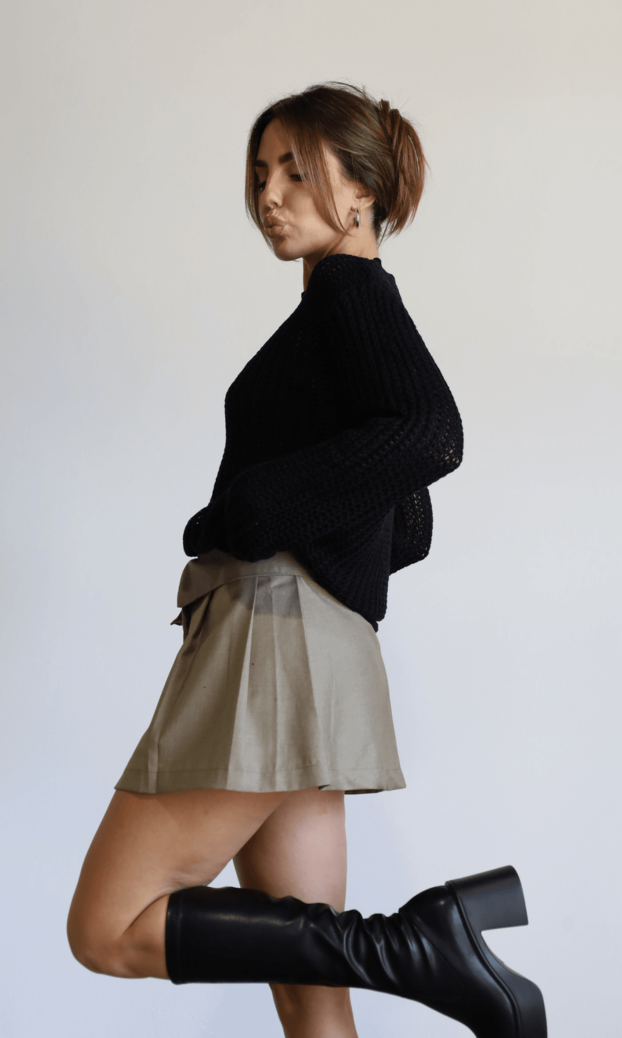 Hideaway Sweater - SHOPLUNAB