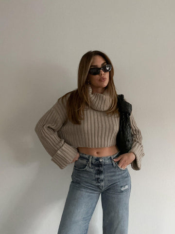 French Alps Crop Sweater - SHOPLUNAB