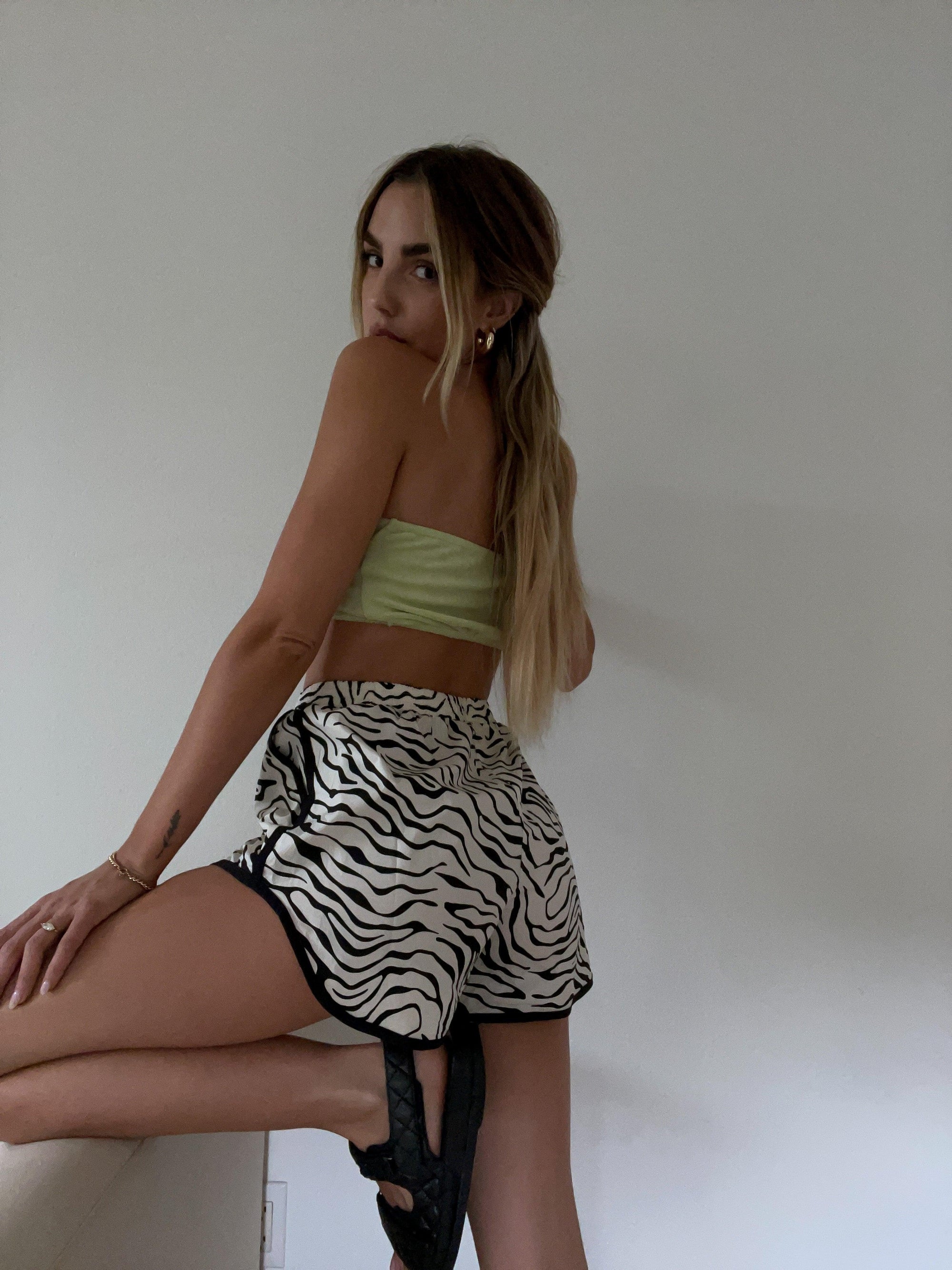 Beach Day Crop Top - FINAL SALE - SHOPLUNAB