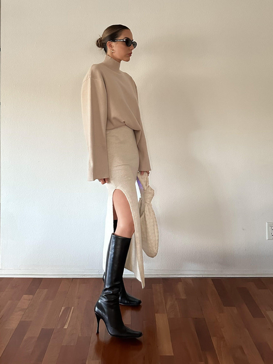 Knitted And Fitted Midi Skirt - SHOPLUNAB
