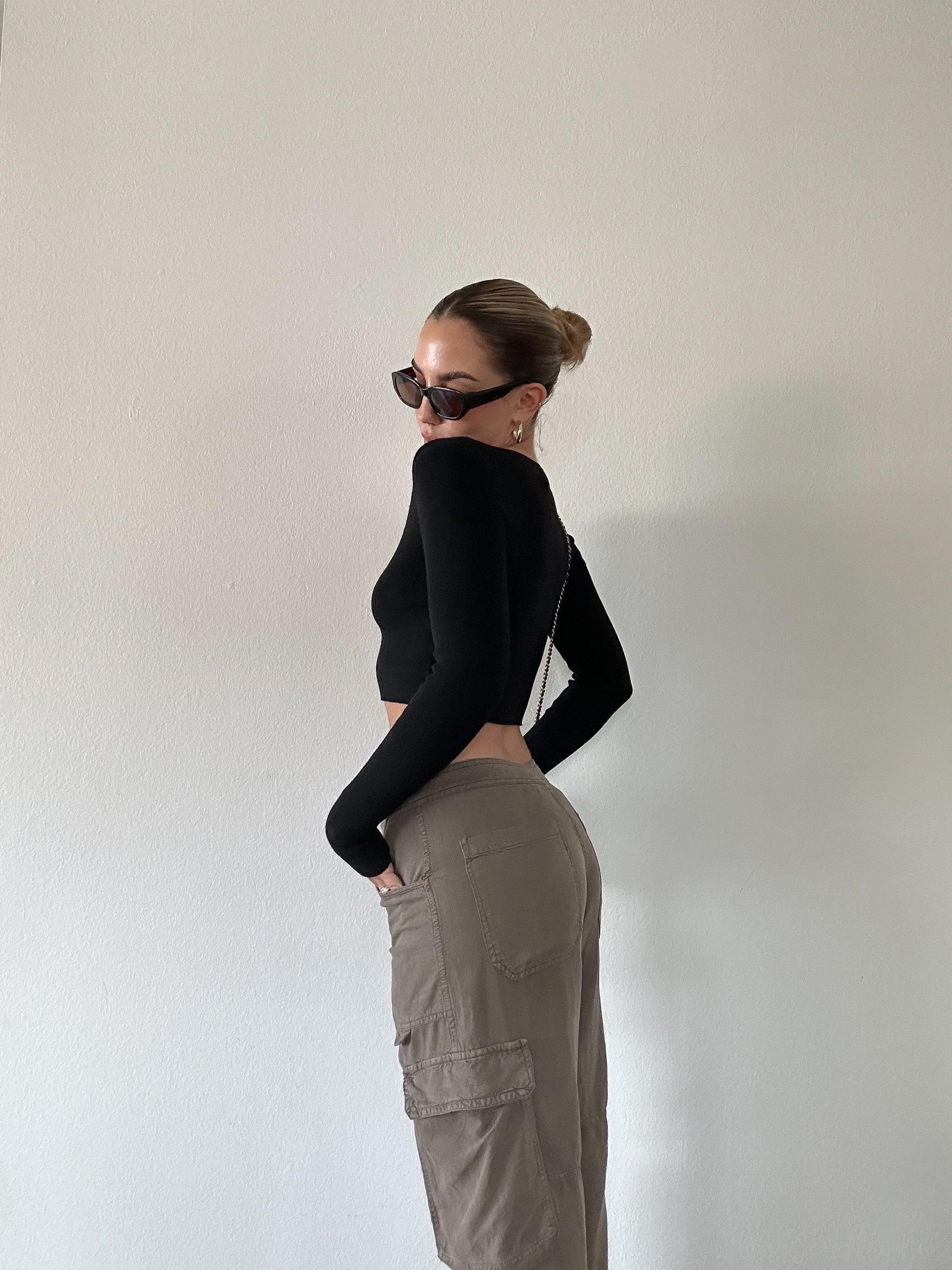 Simple Life Crop Sweater - SHOPLUNAB