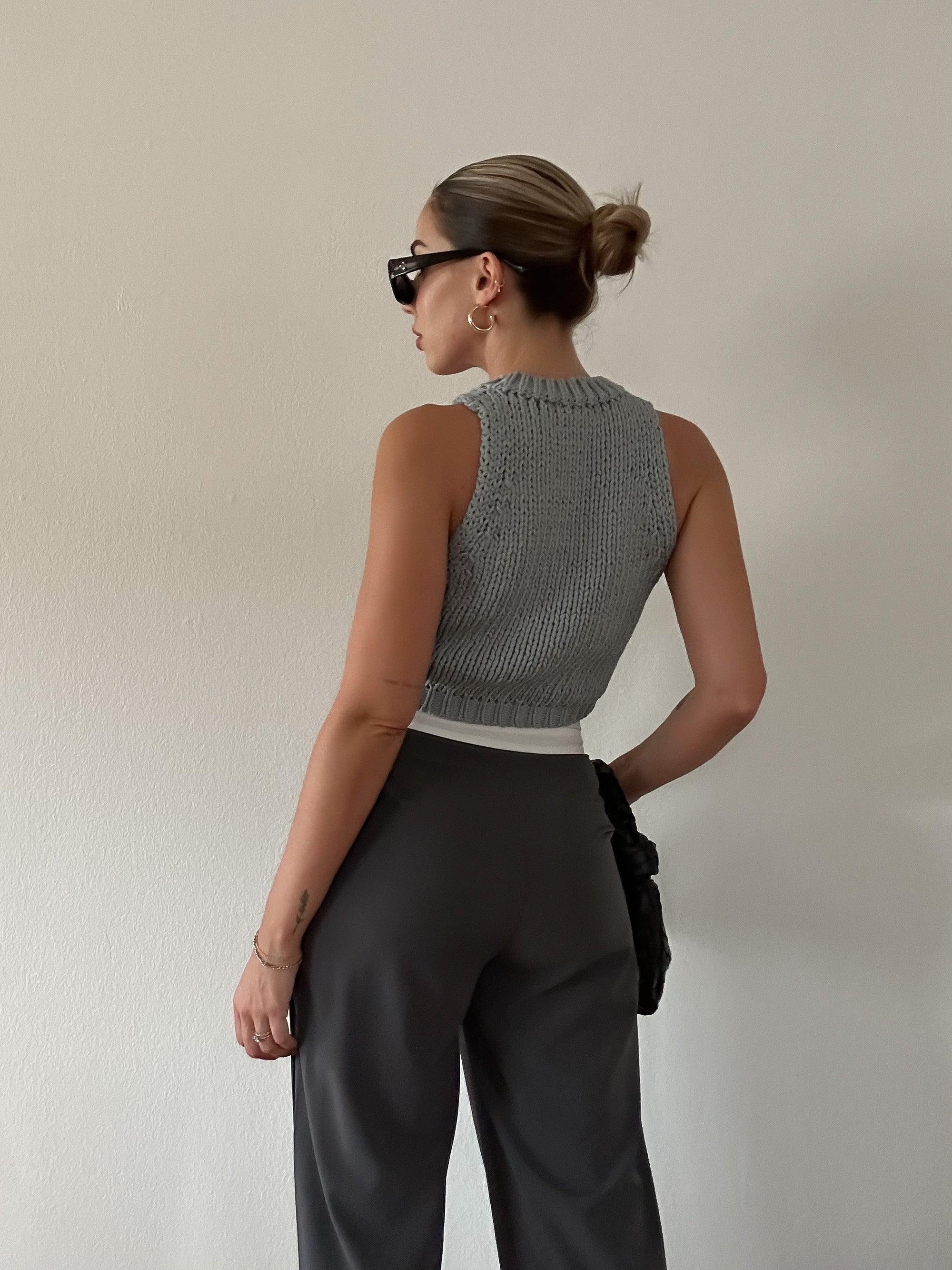 LA Fall Crop Sweater - SHOPLUNAB