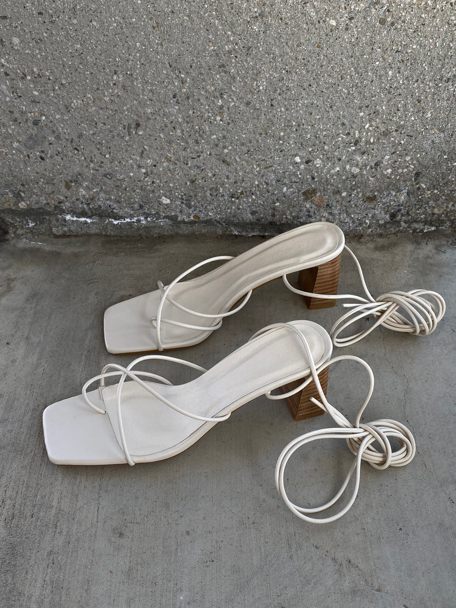 Issa Heel by Billini - FINAL SALE - SHOPLUNAB