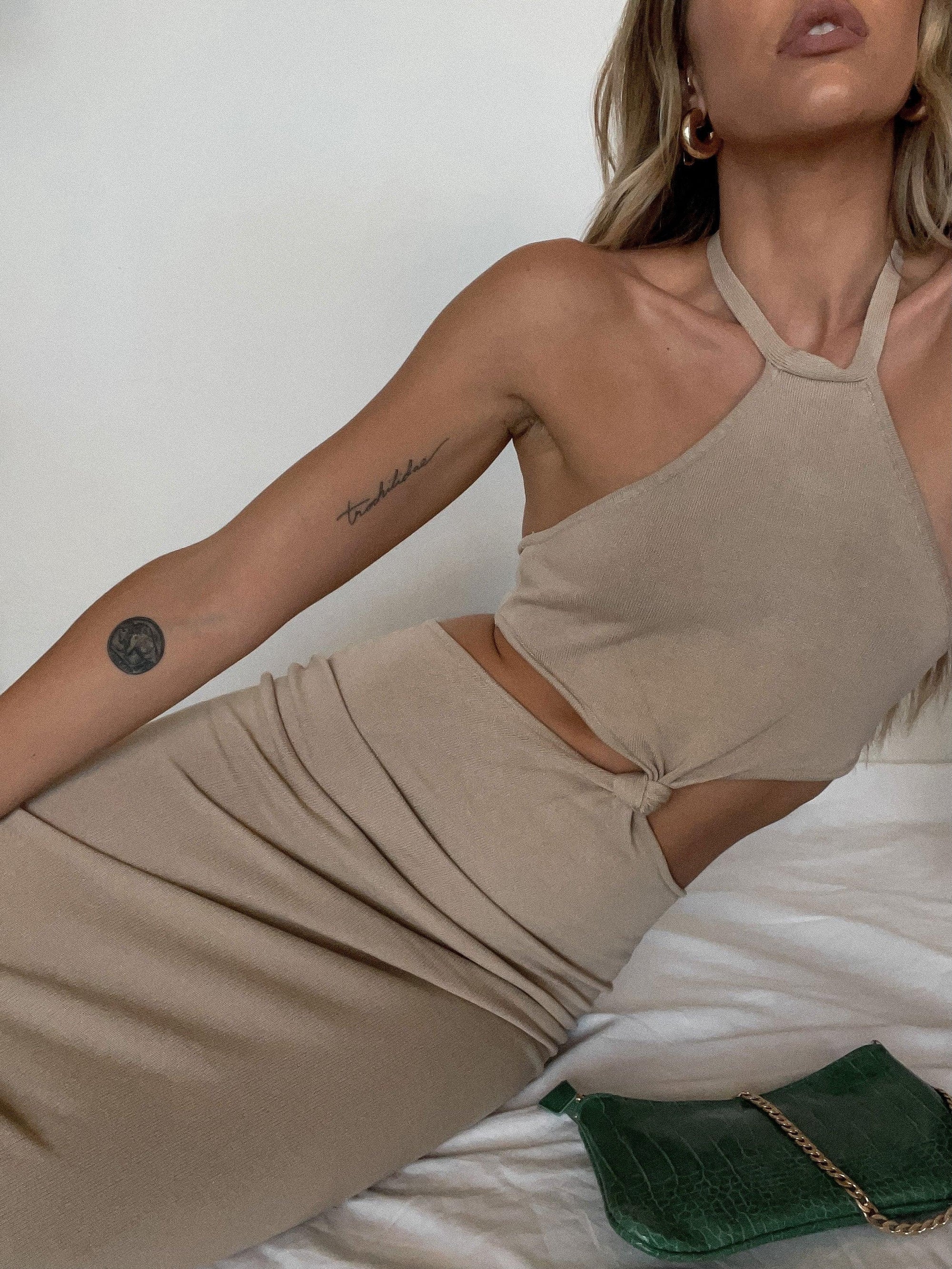 Dinner Reservations Maxi Dress - FINAL SALE - SHOPLUNAB