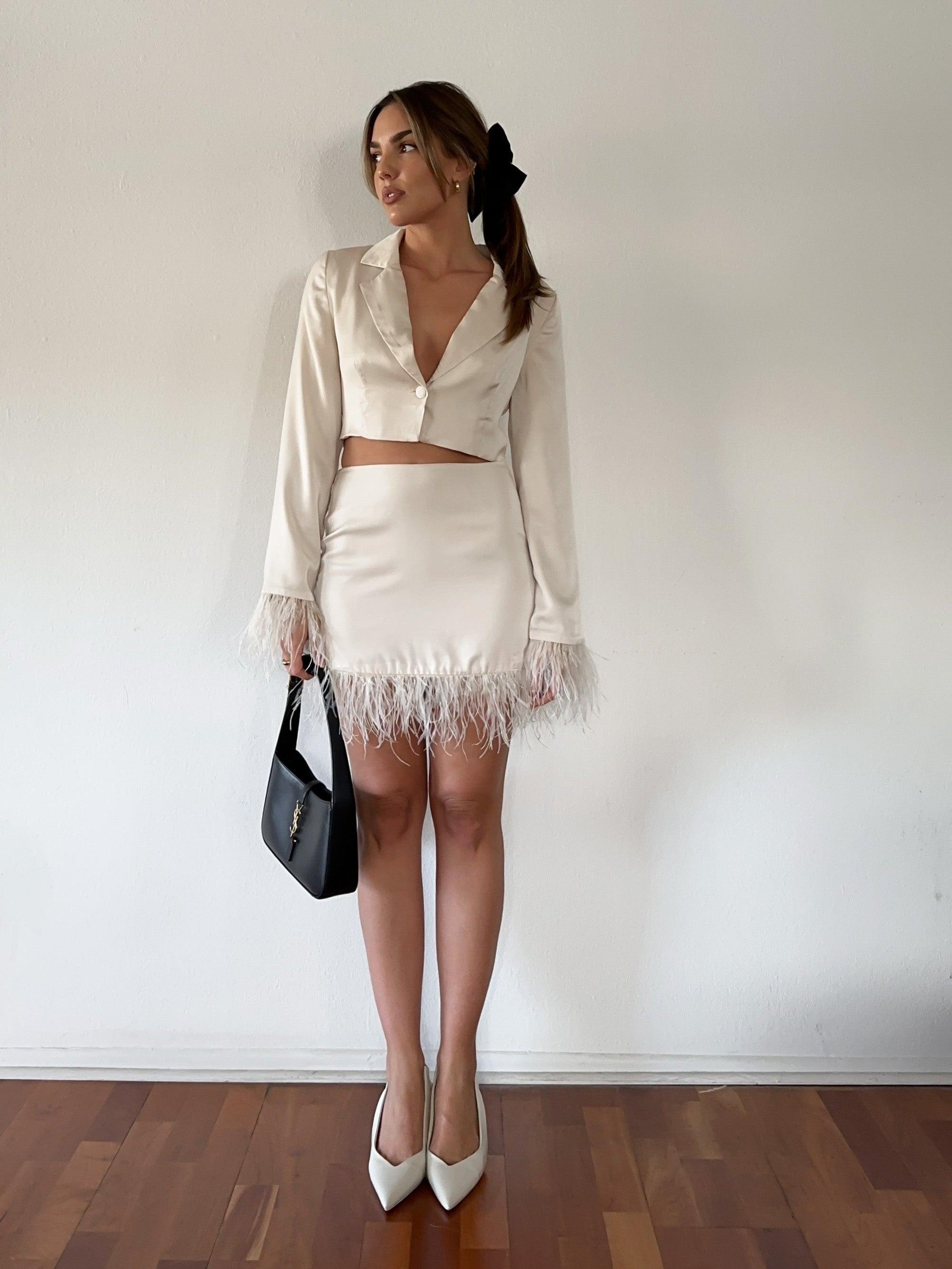 Paris Awaits Crop Shirt - SHOPLUNAB