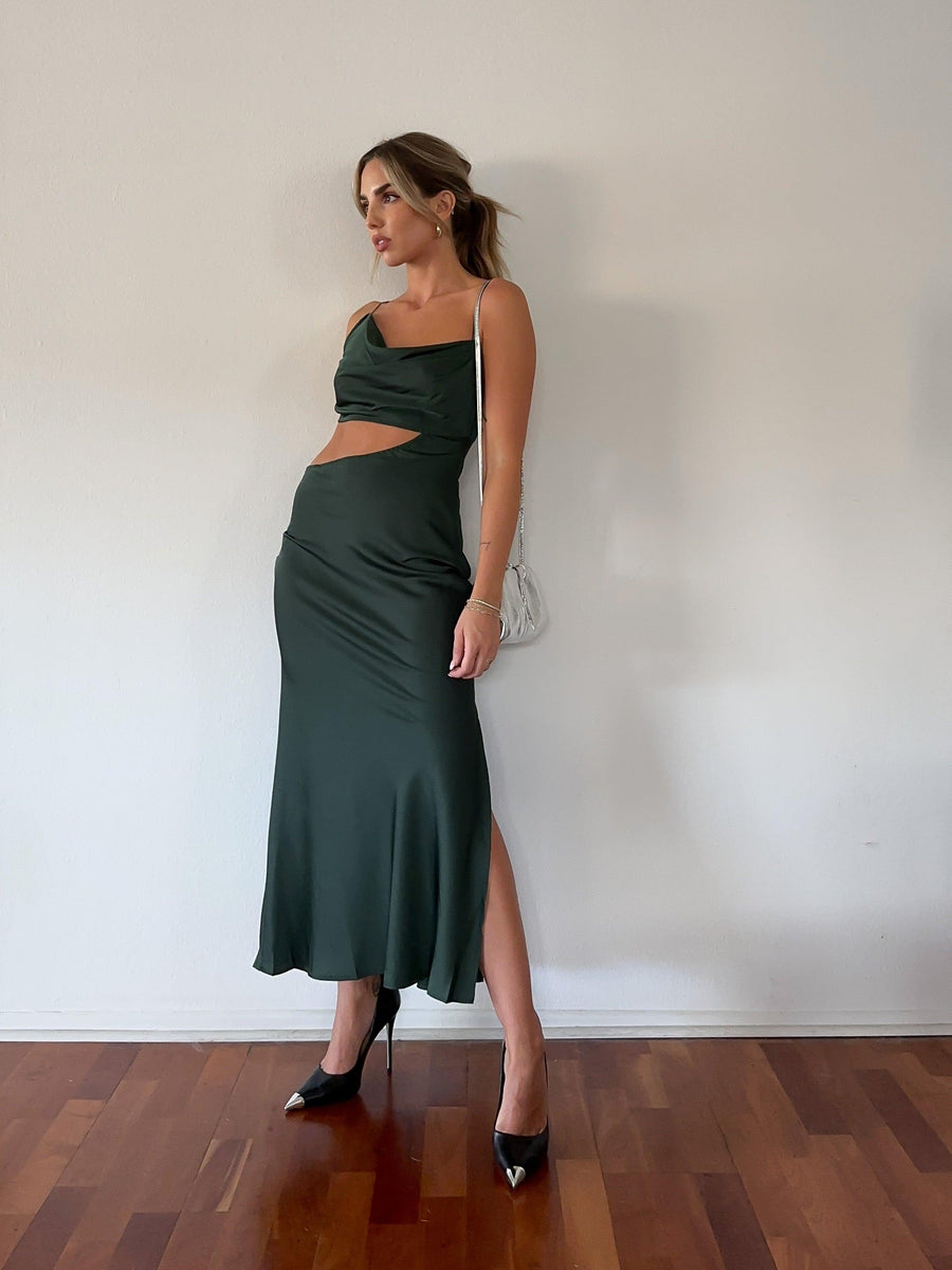 Breakout Role Maxi Dress - SHOPLUNAB