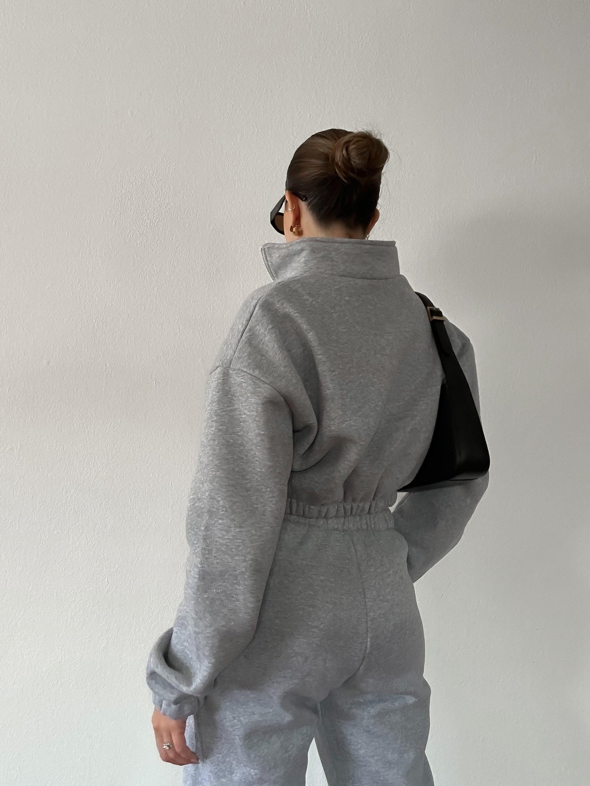 Staycation Crop Sweater - SHOPLUNAB