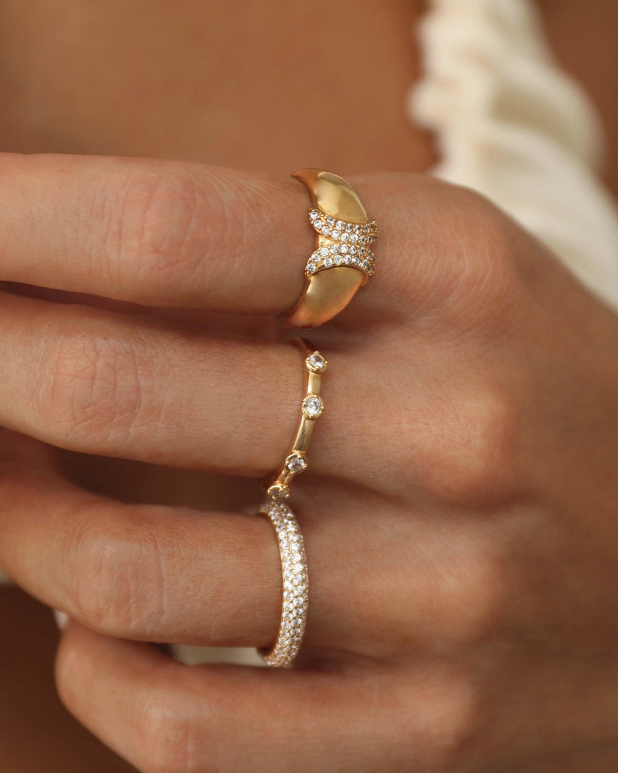 Mirrored Pave Dome Ring by Viviana D'Ontañón - SHOPLUNAB