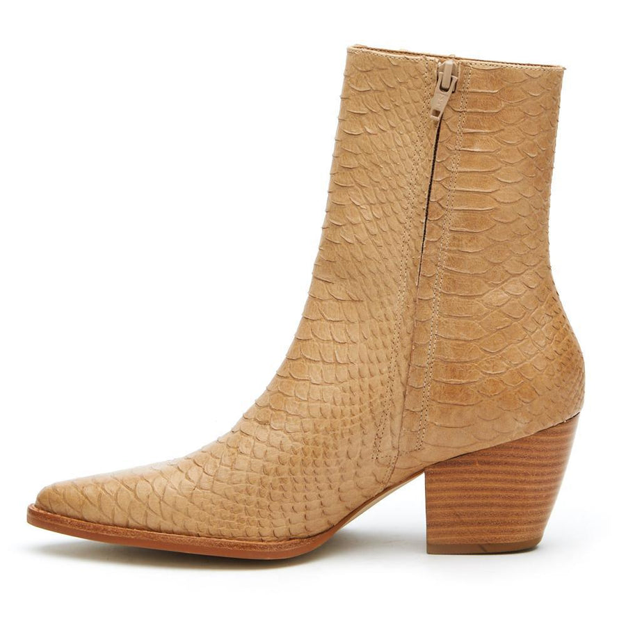 Caty Boot by Matisse - SHOPLUNAB