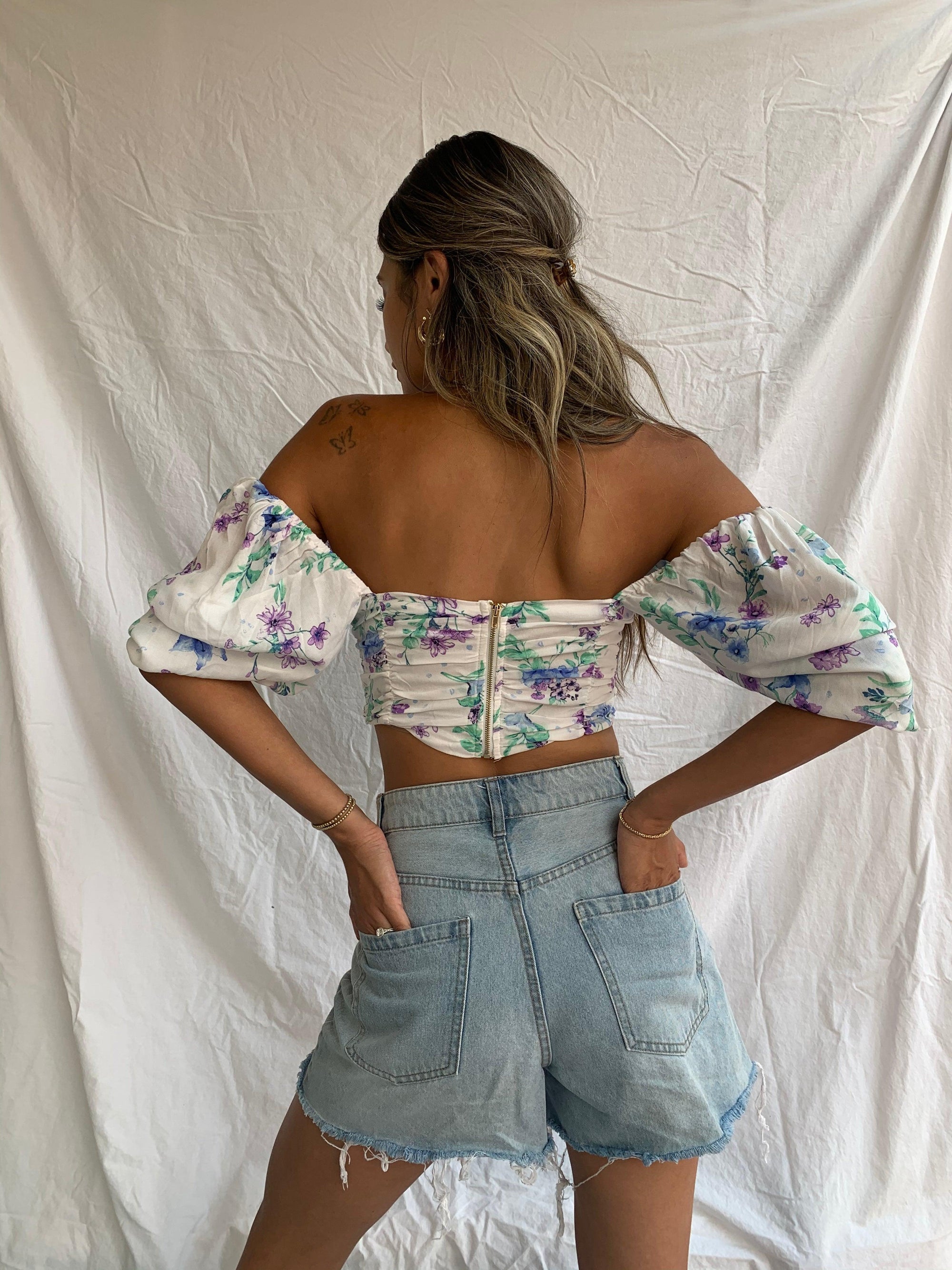 At First Sight Crop Top - FINAL SALE - SHOPLUNAB